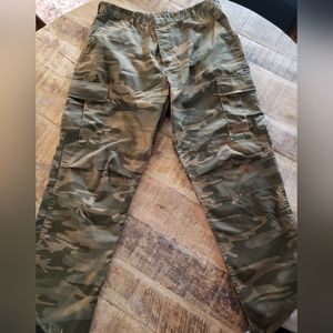 Men's cargo camo pants.